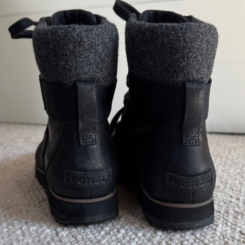 Sorel Black Lace Up Boots - Picture 3 of 5